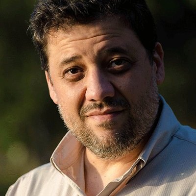 Arquitecto de soluciones y Programador, ayudo a empresas a lograr sus objetivos con soluciones de tecnología. #azure, #netcore