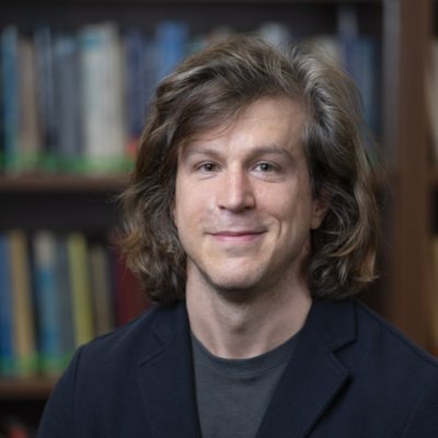 New father. Also: Prof of Statistics & machine learning, lifter of weights, humble poster of the world's most reasonable and correct opinions