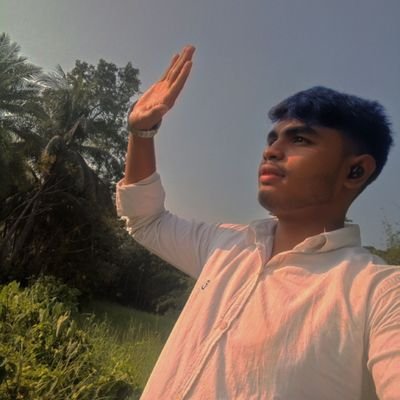 SKHABIBUR160709's profile picture. I feel so stupid but Only to see 🫵😎
