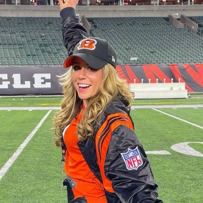 I like 🦶🏼🏈. Fanatics Brand Ambassador & Affiliate #RuleTheJungle #RuleItAll @bengals | https://t.co/kT2NNrIsfA