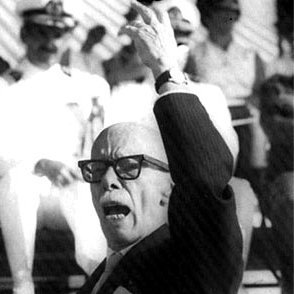 TaitaVelasco's profile picture. Dadme un balcón... / Política.