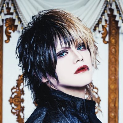 Kouki__lll666's profile picture. ビジュアル系のベースの人。/ミサイルで竹を割ったような性格
