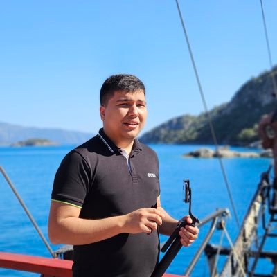 b2bmav's profile picture. Founder at Salesfinity