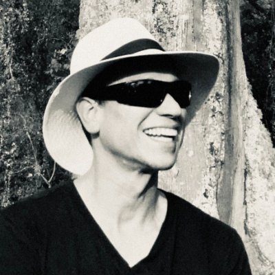 Noe_herrera_'s profile picture. 📸 Fotógrafo Profesional especializado en retrato, producto, foto industrial y publicitaria. Capturo la esencia de marcas y momentos con precisión y creatividad