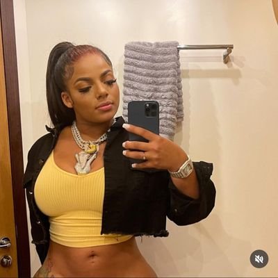 KatieMew318400's profile picture. 