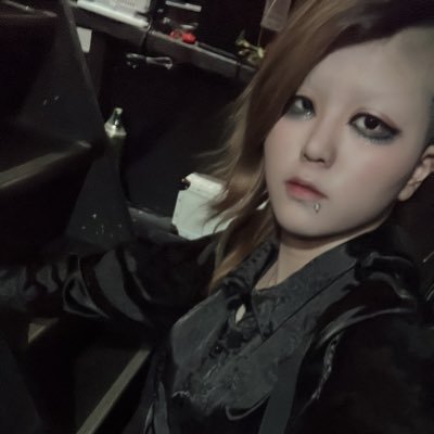 sannsyouo_'s profile picture. サバゲ始めました 生き物の奴隷 アブサン💍 ご飯出したりしてます 時々ゲスト出勤ちらちら
