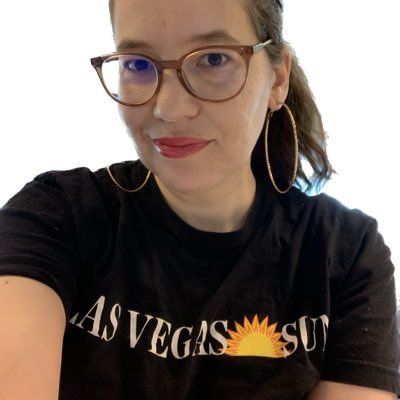 Reporter for @LasVegasSun. I write about schools. I like ed policy, cats and big hoop earrings.
