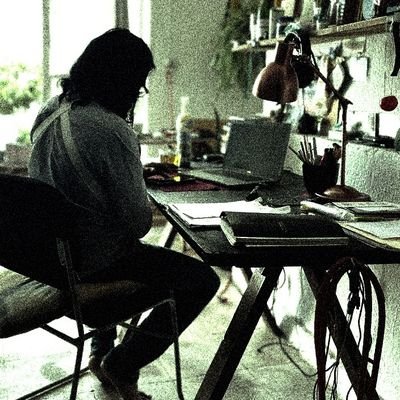 AmoralitosAlexM's profile picture. En constante reconstrucción y REINVENCIÓN.