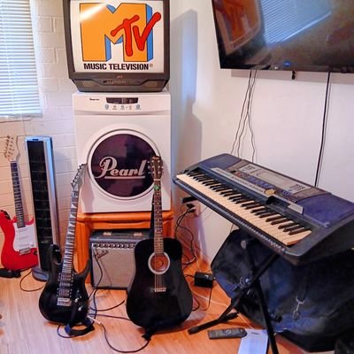 Rudyfromgv's profile picture. semi retired salesman proud conservative and MAGA. I am an a individual not part of the collective. Aren't  you an individual?