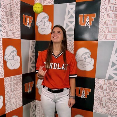 Findlay Softball Commit 🧡 - Finesse 18u Hoverman National- Perrysburg 2025 - alyssa.bradford2025@gmail.com