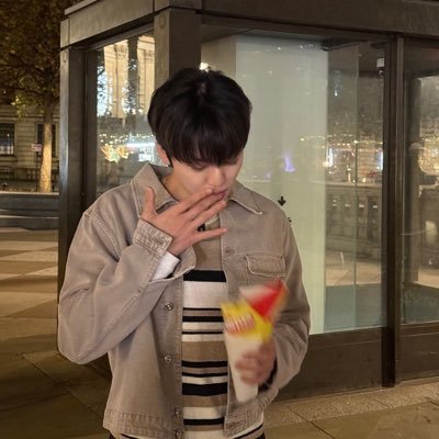 favme_ow's profile picture. Lovin u all nct & riize & treasure ^🐰🐯🐸🫧🐺🪨🦄🐿️ ^ ㅎㅅㅎ