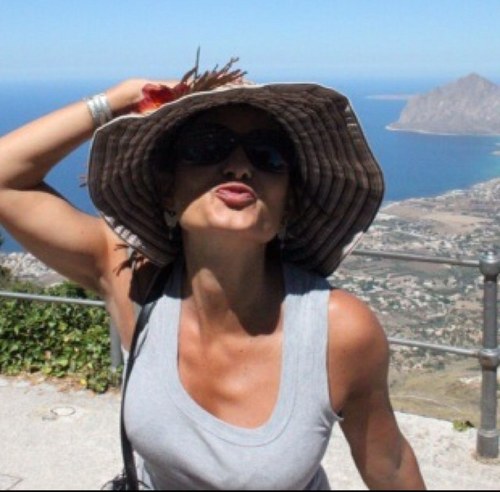 silviagrana's profile picture. Mamma di 2 piccole pesti gemelle sempre di corsa e con mille idee.