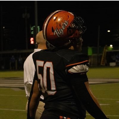 Braxtonbaker32_'s profile picture. 