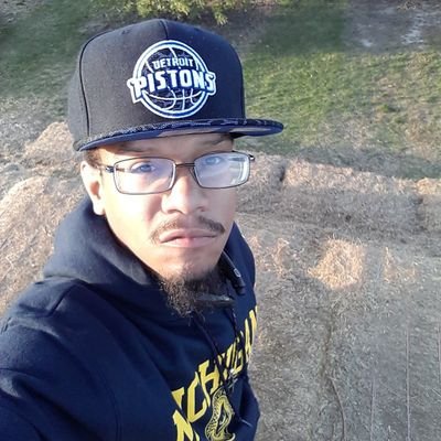I'm a gamer and father of 3. My Family always come first.
by the way I'm tone I'm From Detroit what up doe. Twitch itstonetv YT hit the link.