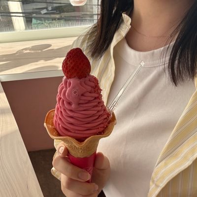 maitake_eng's profile picture. この度転職を経て、駆け出しAWSエンジニアになりました。自己学習の忘備録として記録していきます🐰🦊 ✳︎保有資格✳︎ SAA・SAP・CCNA・LinuC1 | ネットワーク系SIer→独立系SIer | 旅行やカフェ巡り、お蕎麦が好きです☕️🥐