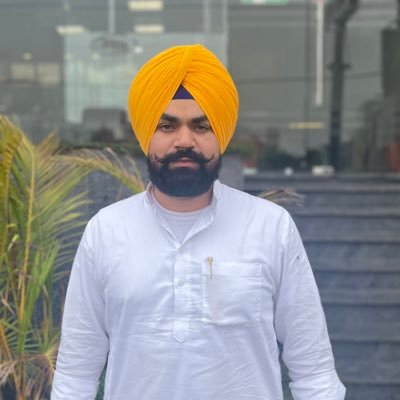 AjaypalDhillon0's profile picture. ਅਵਰ ਬਾਸਨਾ ਨਾਹਿ ਪ੍ਰਭ ਧਰਮ ਜੁੱਧ ਕੇ ਚਾਇ।