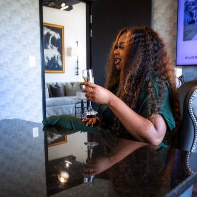 (HER)stler | Servant Magenta leader 💕| GA REALTOR® | Daughter of the King ❤️