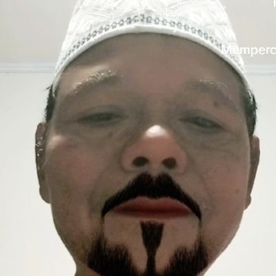 #AMINKAN INDONESIA . Indonesia Adil Makmur untuk Semua . Pemimpin yang melindungi ulama
Gak follow porno