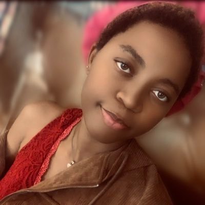 fille fofolle++😜 || bassa'a❤bandjounaise || fan de musiques et sucreries || passe-temps favori rigoler 😊✌|| ce que tu penses sur moi c'est ça 💫