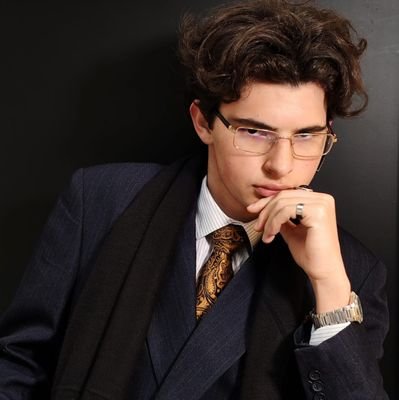 Sir_Valentine8's profile picture. Cada vez los entiendo menos... 
A los humanos.
F R E E D O M