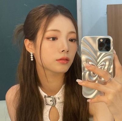 multiharmoniess's profile picture. °• 𝙄 𝙩𝙝𝙞𝙣𝙠 𝙄 𝙘𝙖𝙣 𝙨𝙤𝙛𝙩𝙡𝙮 𝙝𝙚𝙖𝙧
𝙖 𝙡𝙤𝙫𝙚 𝙥𝙤𝙚𝙢 𝙩𝙝𝙖𝙩 𝙬𝙖𝙨 𝙨𝙞𝙡𝙚𝙣𝙩𝙡𝙮 𝙬𝙧𝙞𝙩𝙩𝙚𝙣 °• ♡