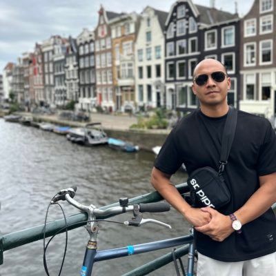 A part-time traveler who’s been traveling the world since 2011 | Over 50 destinations | https://t.co/XE2kiR3f0x