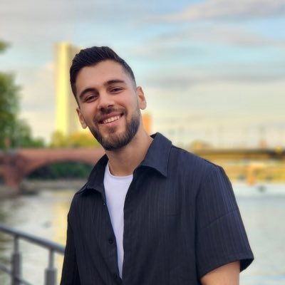 iammo022's profile picture. انسان بسيط جداً من بلاد الشام🤍
“ما أكتبه مرآتي قبل أن يكون مرآة لغيري”