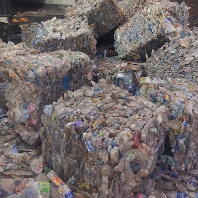 Jafarmuhd253241's profile picture. tabbas mu bakine aduniya akwai randa wasu zasu maye madadinmu