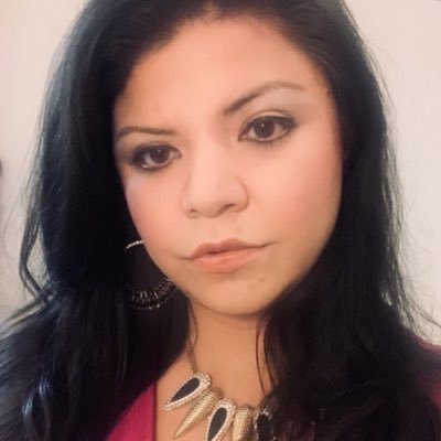 World Traveler, animal lover, sports aficionado, God is my #1, I bleed Green and Gold!! SIC EM BEARS MAGA FTW 🙌 🚫DMS 🇺🇸
