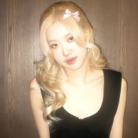 Rosé (@jetnnai) 's Twitter Profile