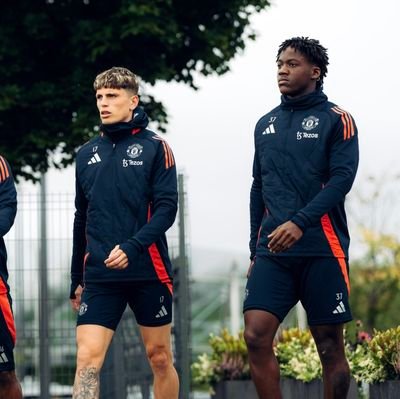 Utd_FIkaYomi's profile picture. | Christian | Musician | Microbiologist | Freelancer | Manutdfan |