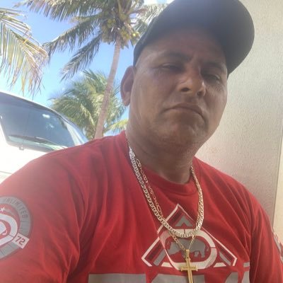 rzfnph9kqz's profile picture. 