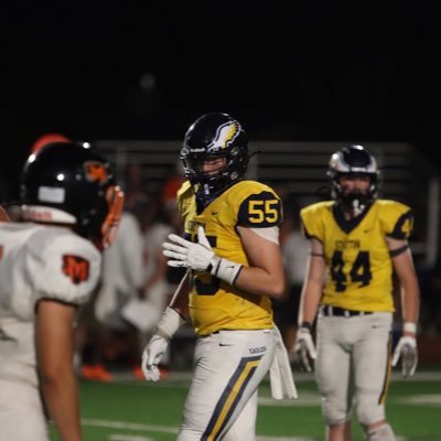 collmanayden's profile picture. 6’4 240 3.00 GPA OT/DE basketball 🏀 football 🏈 stayton high schools collmanayden@gmail.com +1 (971) 389-2526
