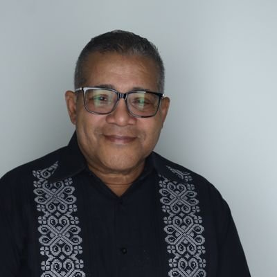 Technology and Social Media Evangelist. CEO @techlatino: The National Association of Latinos information Science and Technology #wearetechlatino