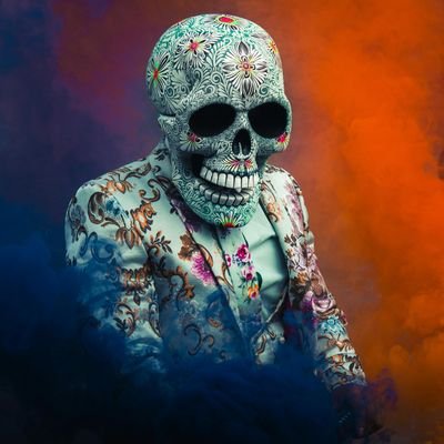 OmkuuM's profile picture. 