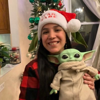 EsMommyshark's profile picture. 