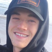 Brandon Eszlinger (@b_stazio) Twitter profile photo