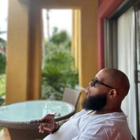 vee . (@magnificentvee) 's Twitter Profile