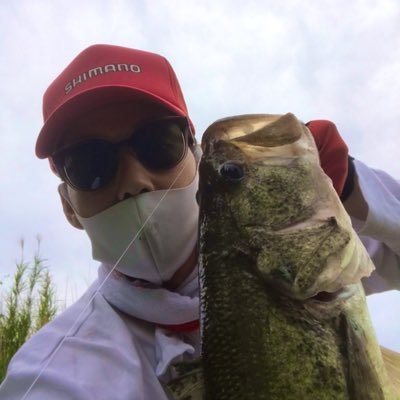 Lyn1H2P7uoAOpDL's profile picture. 淀川メインで週末バス釣りしてます！ 気軽にフォローお願いします！！！H.2／大阪／バス釣り／グラフィックデザイン／DTP／Web／イラストレーション／熱帯魚／読書／ポケモン／筋トレ／マラソン／漫画／ YouTube／旧車／単車／禁煙／与田祐希