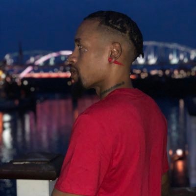 What I would say about me? Who TF am I? What evolves to make me? Where do I find niggas like me🤔. https://t.co/WQmlZ5iiIc