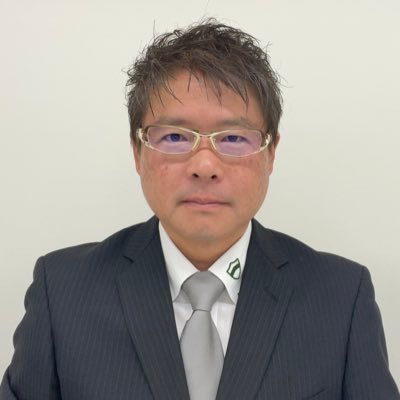 YouTube不動産投資・金融・融資の話を配信中‼ 【プロフィール】東京⇄大阪 ①関西大倉高校→青山学院大学卒②尼崎信用金庫で10年間融資業務③三井住友トラスト不動産で投資用不動産の売買仲介営業 ④現在アセット株式会社+他2社を経営。大家業と投資用不動産買取業 ⑤得意技:資金調達, 財務,不動産売買