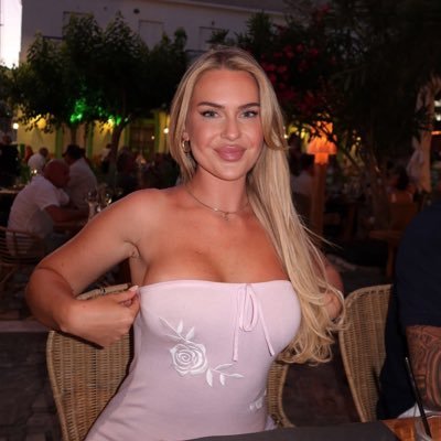 RosaMor55649's profile picture. Here for the laughs,the love,and the lessons.