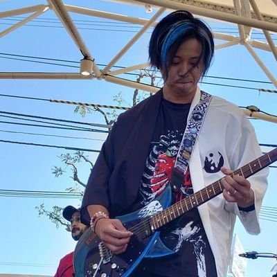 GLAY コピーバンド『BLAST』STG担当 @_blast_g4_
BLAST YouTube チャンネル→ https://t.co/4Dj4LHivj2 BAN×KARA 札幌店 ギター担当