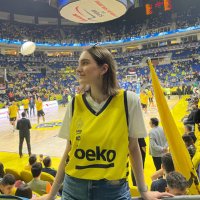 Nisa Bogdanović (@nisamenekse) Twitter profile photo