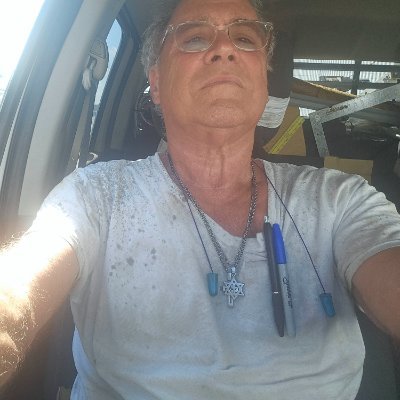MAGA Man, not entitled ever! A believer, prefers to smile whenever possible.