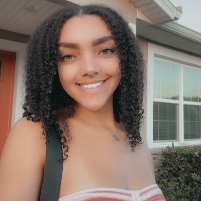 _ayextayy's profile picture. 25 || i'm just here || sc: ayextayy || $ayextayy