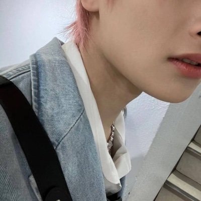 gst0zf69452's profile picture. 20↑100↓ 雑食