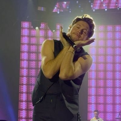 Florence963295's profile picture. muchas gracias, muchas veces