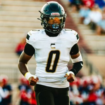 Oscar Smith High school ‘28 |. QB/OLB | Wrestling | 5’9 180 3.4 GPA Competitive excellence Relentless effort 90% Mental