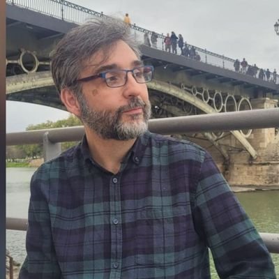 Escritor. El Ladrón de lágrimas de luna, mi último libro a la venta en Amazon.